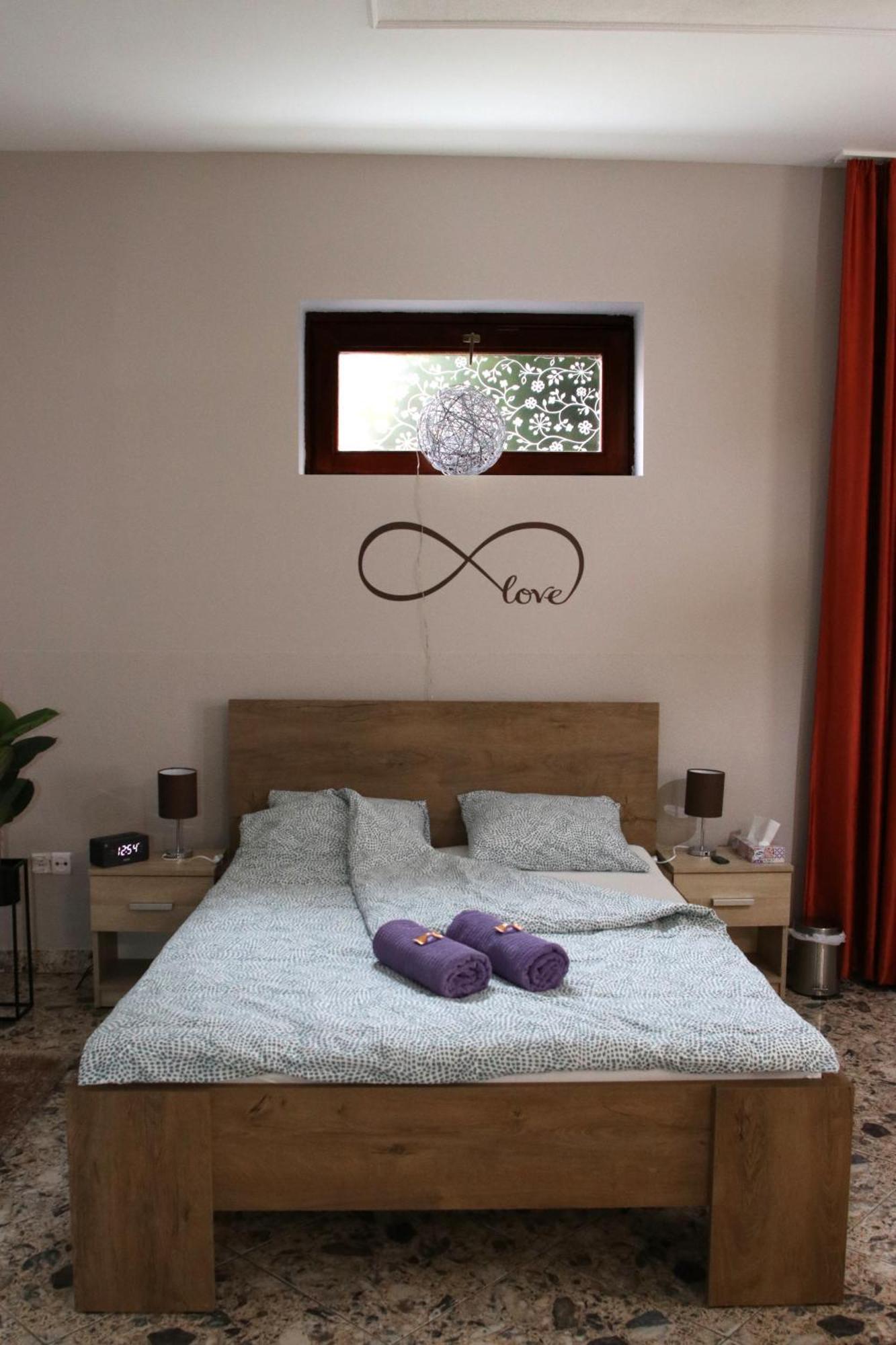 Tulipan Apartman Gödöllő Екстериор снимка